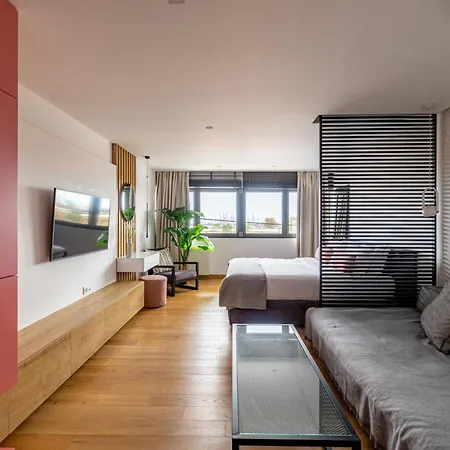 Earth Boutique Apartments Next To Stavros Niarchos Atény Exteriér fotografie
