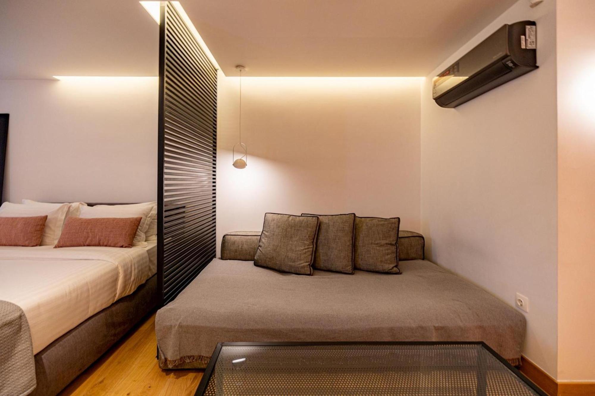 Earth Boutique Next To Stavros Niarchos Appartement