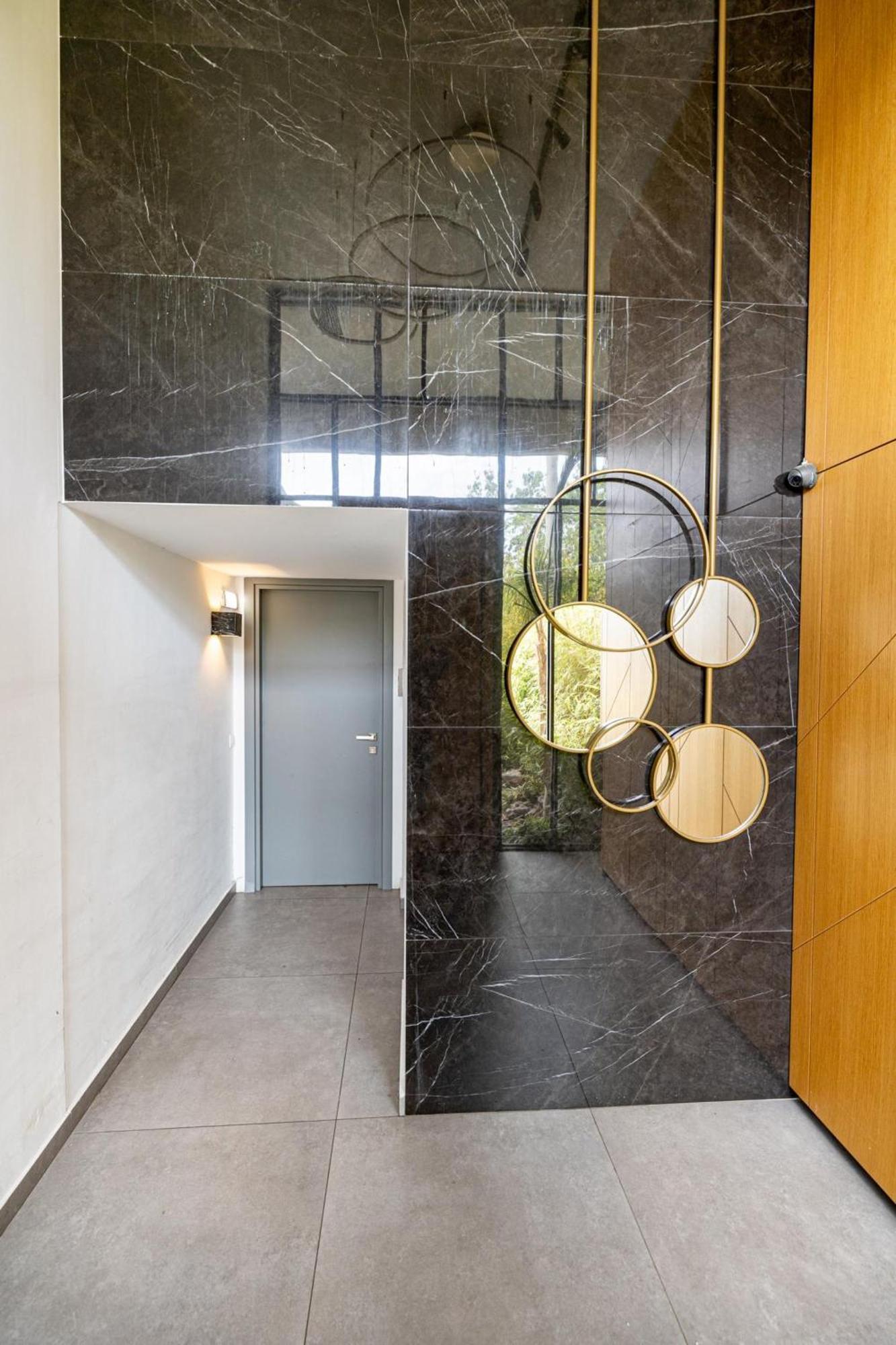 Apartmán Earth Boutique Next To Stavros Niarchos *